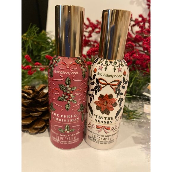 Bath & Body Works Christmas Holiday Winter Scented Room Sprays X 2 - Picture 1 of 7